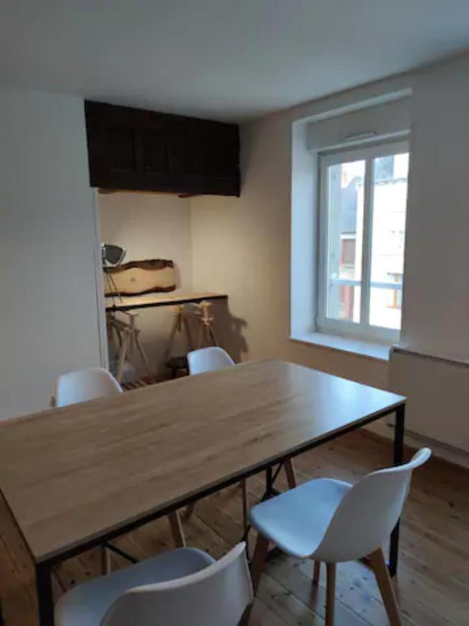 Apartamento Le Petit Nid Du Mont Saint Michel Pontorson Exterior foto